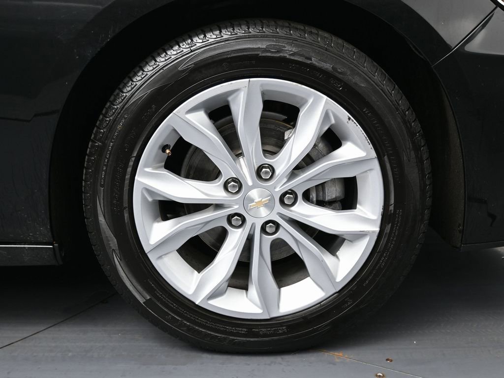 Used 2023 Chevrolet Malibu LT image 14