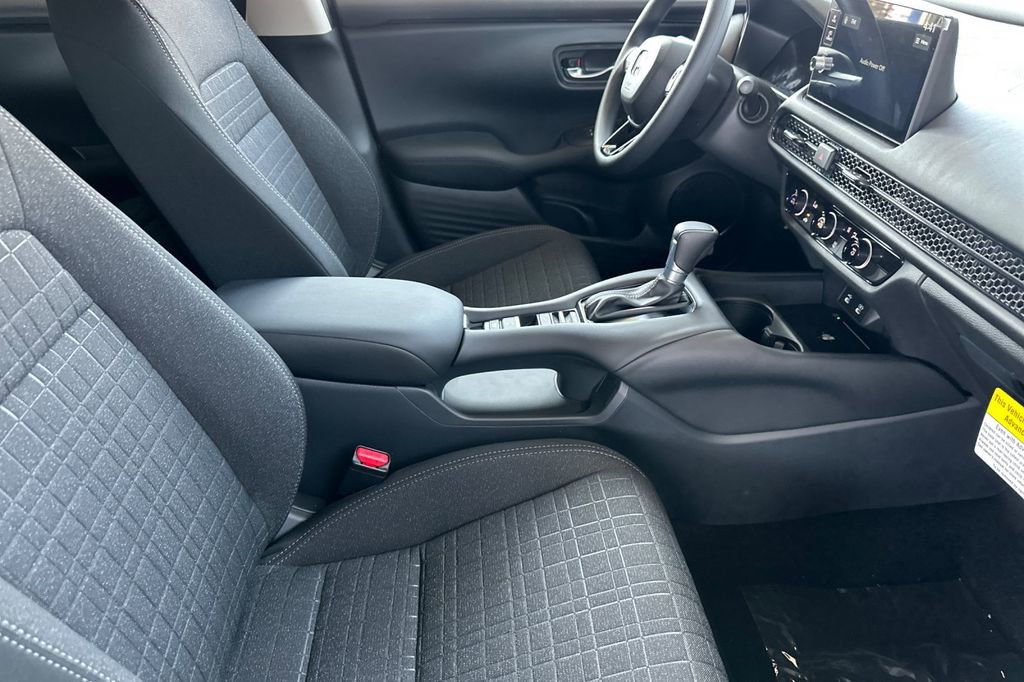 New 2026 Honda HR-V LX image 17