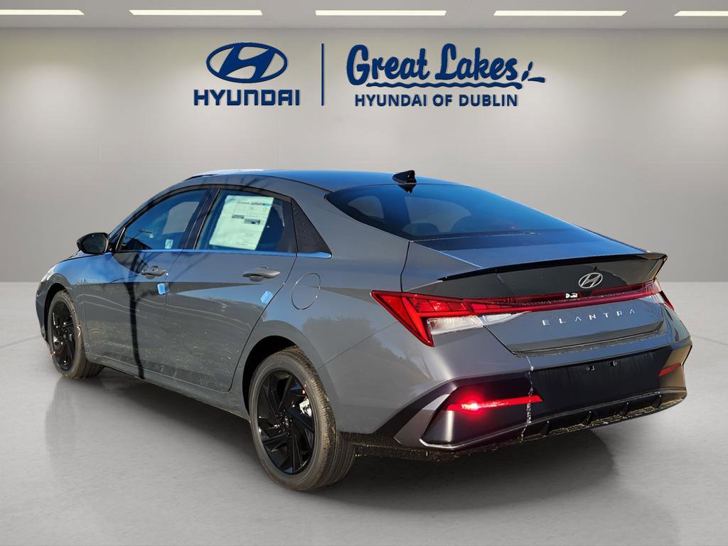 New 2026 Hyundai Elantra SEL Sport Premium FWD image 3