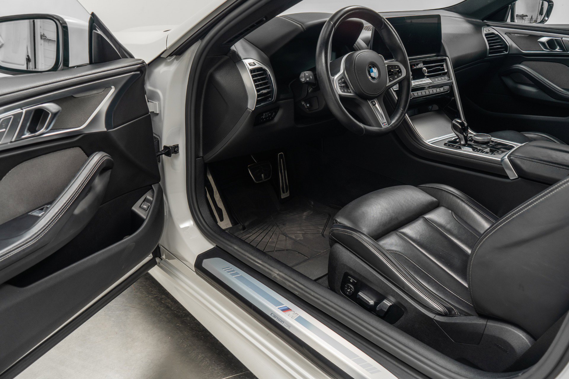 Used 2023 BMW 840i xDrive Coupe w/ Driving Assistance Package image 23