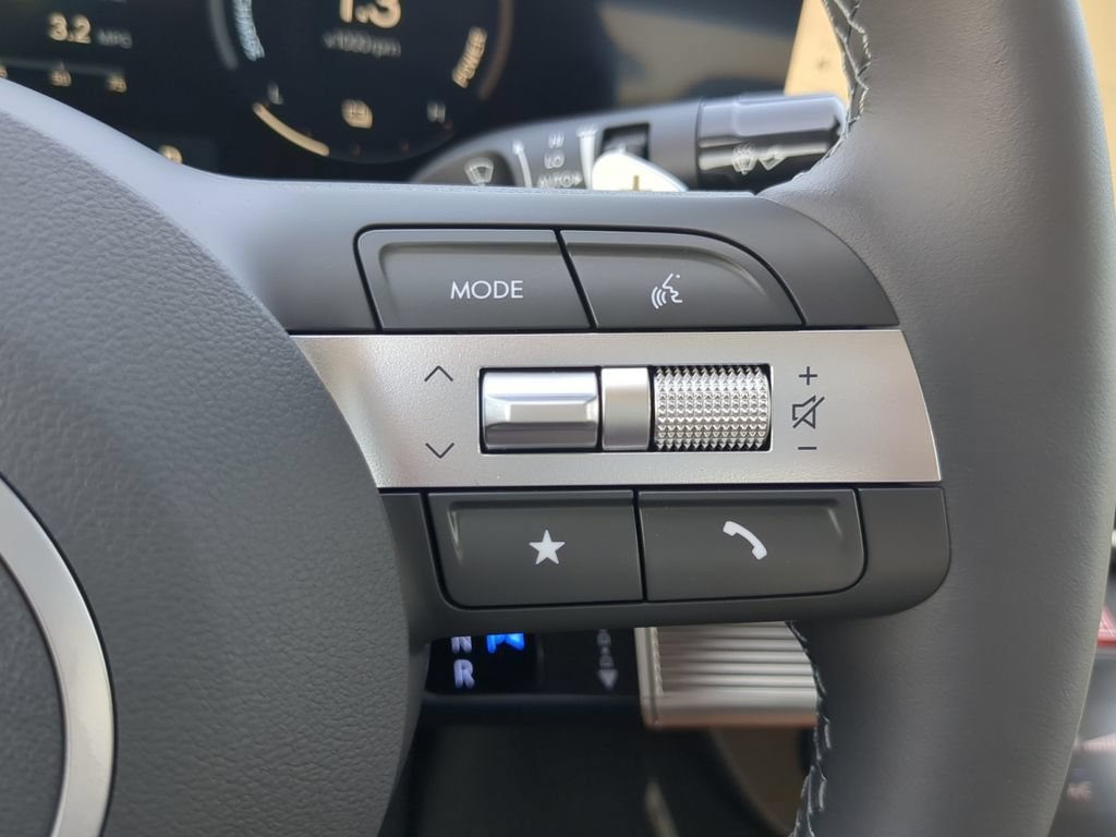 New 2025 Hyundai Sonata Limited FWD image 23
