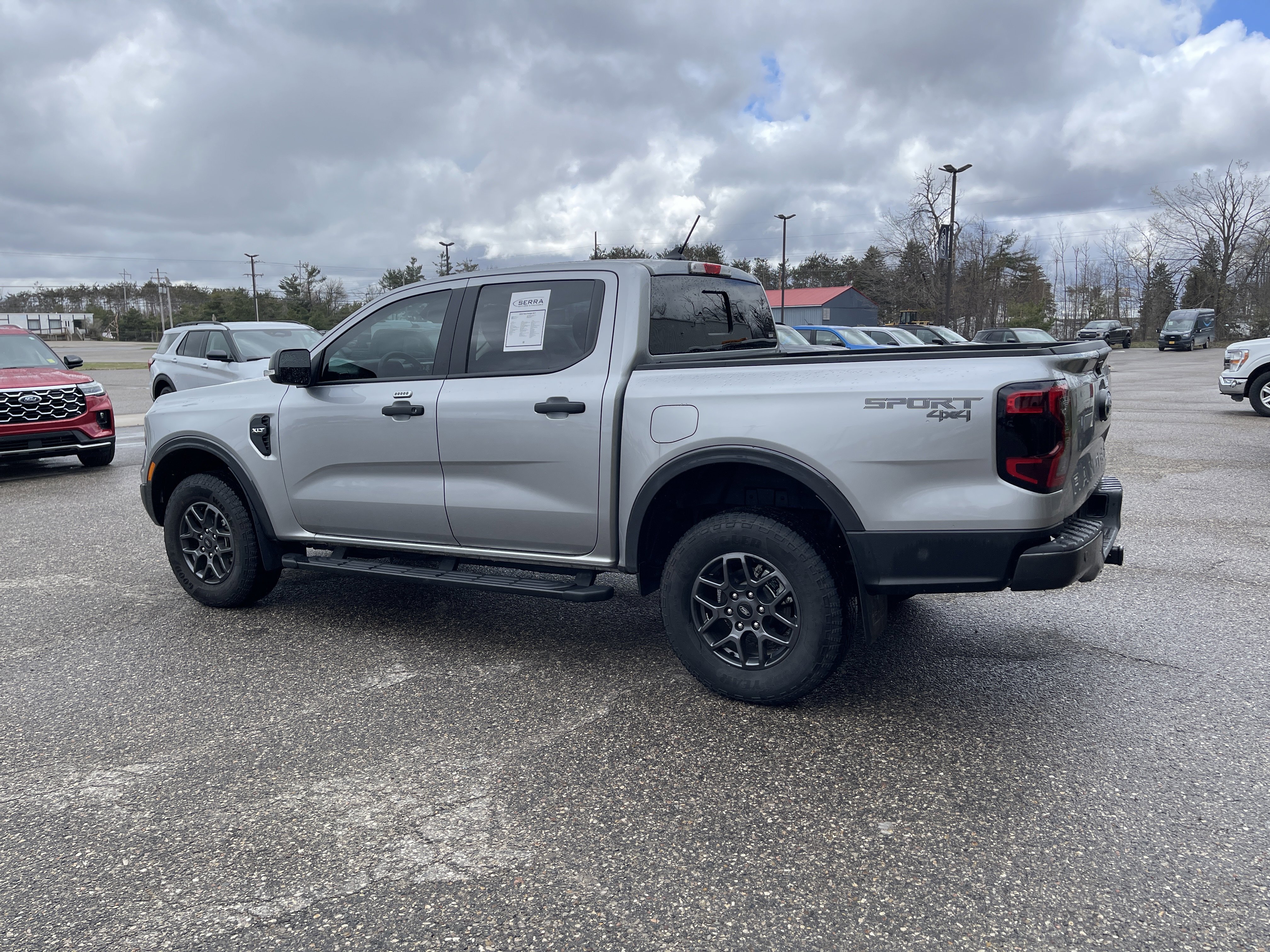 Used 2024 Ford Ranger XLT w/ Equipment Group 301A Mid AWD/4WD image 5