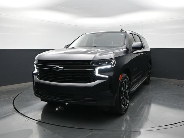 Used 2023 Chevrolet Suburban RST RWD image 4