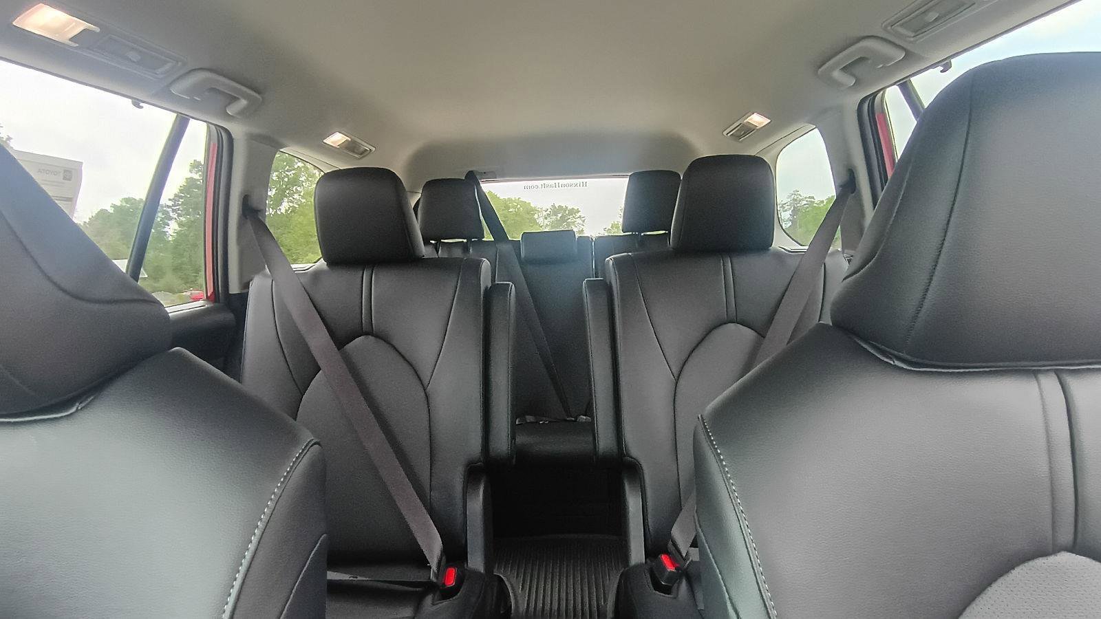 New 2026 Toyota Grand Highlander XLE image 14