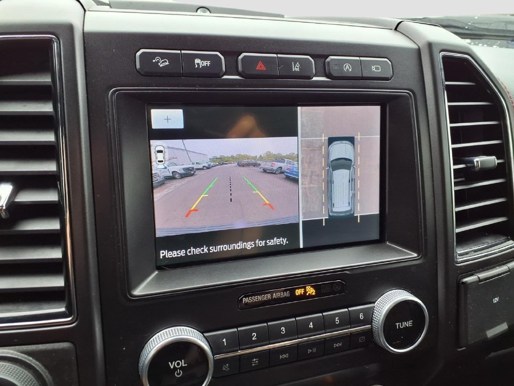 Used 2021 Ford Expedition Limited AWD/4WD image 11