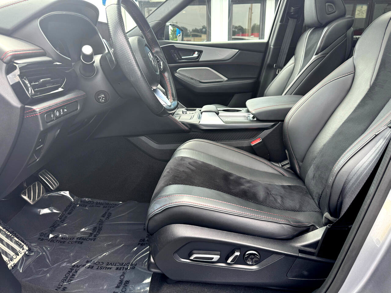 Used 2023 Acura MDX A-Spec image 10