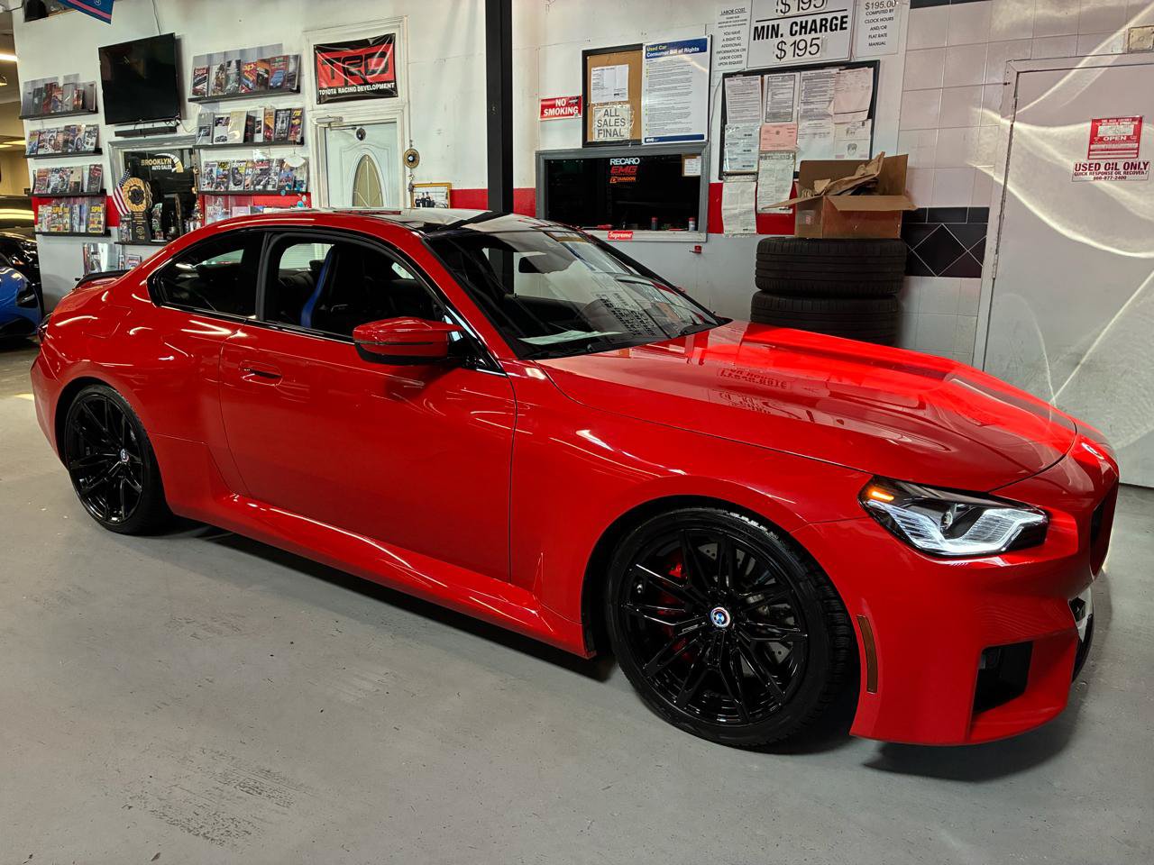Used 2023 BMW M2 w/ Carbon Package RWD image 5