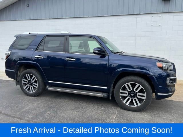 Used 2014 Toyota 4Runner Limited AWD/4WD image 2
