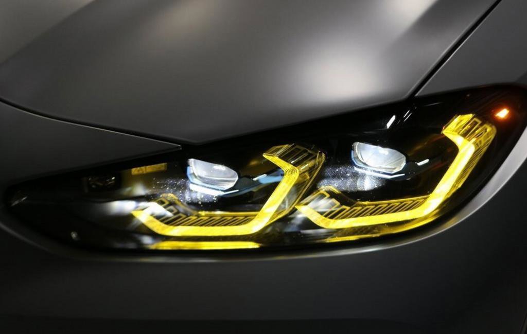 Used 2023 BMW M4 CSL image 4