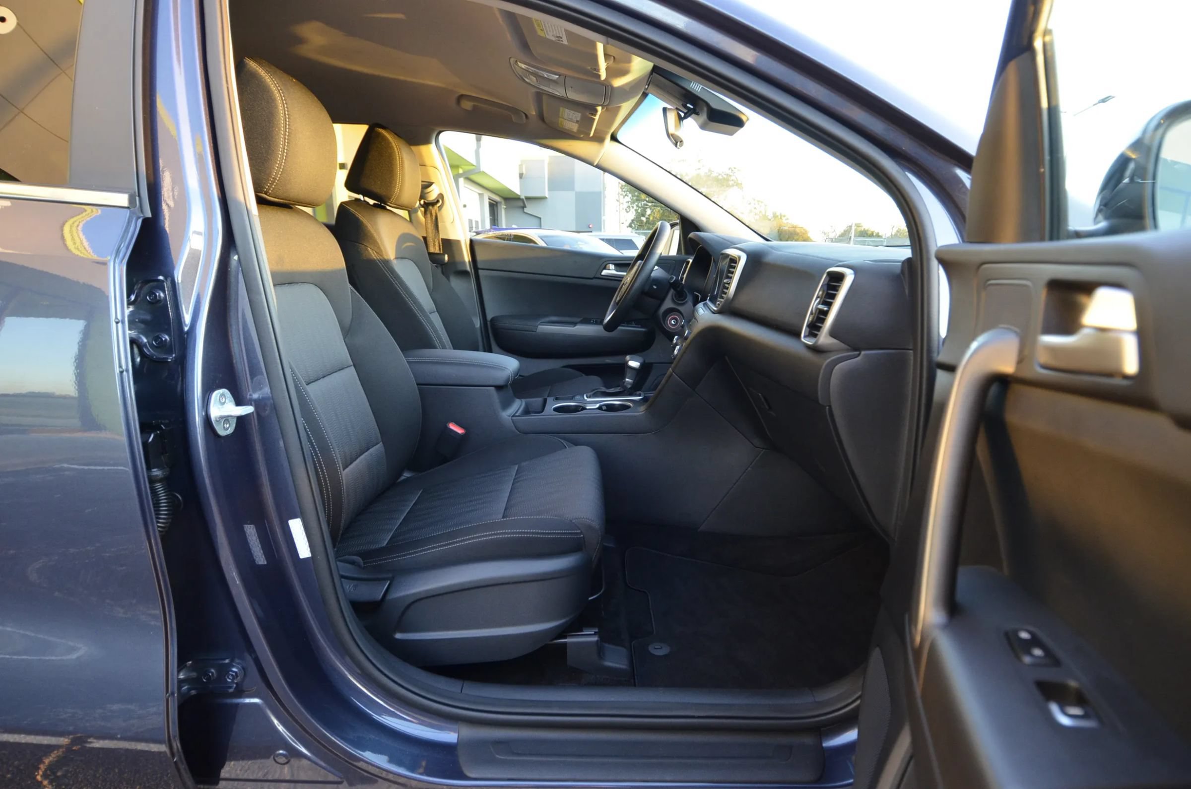 Used 2020 Kia Sportage LX AWD/4WD image 27