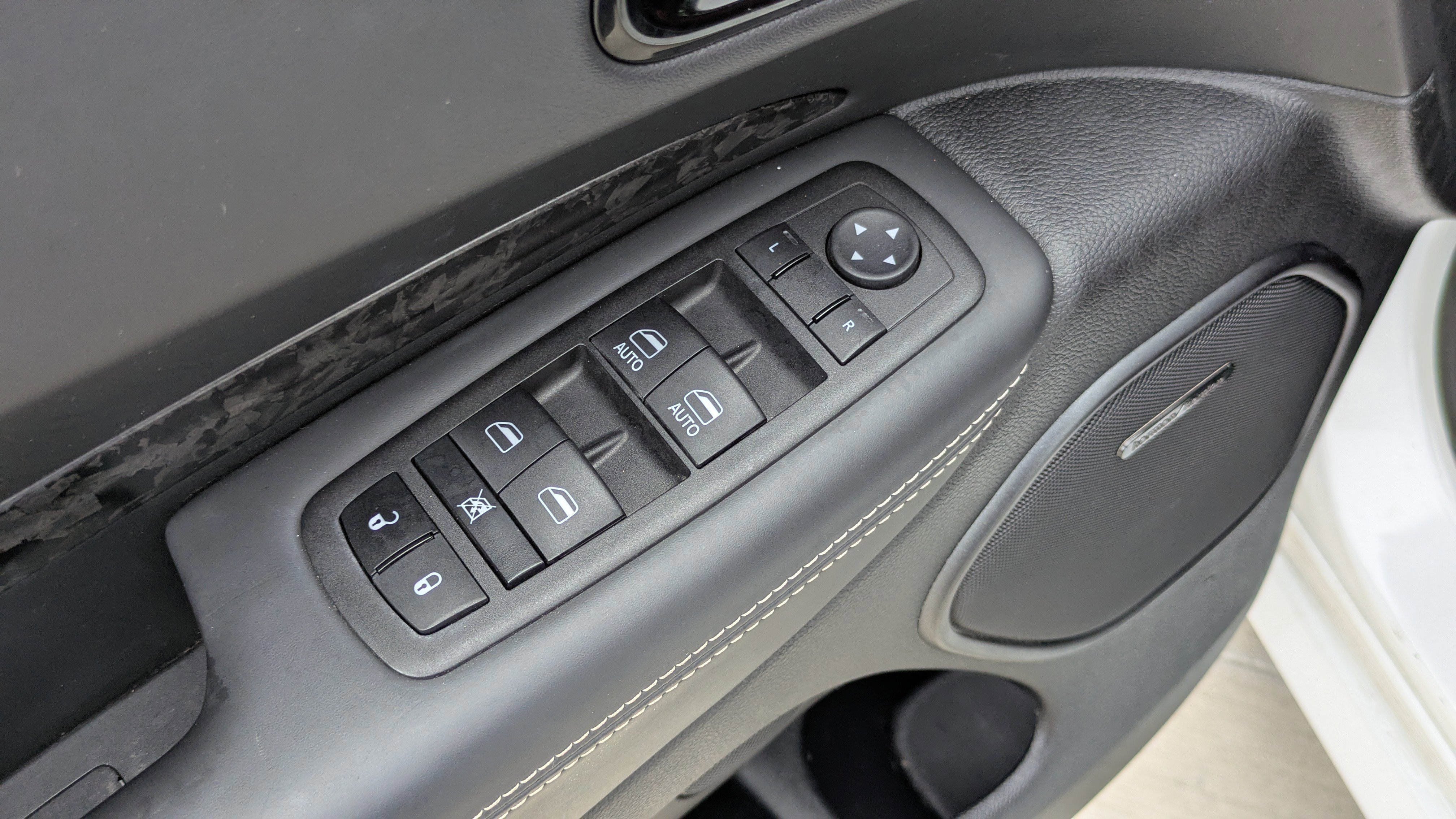 Used 2023 Dodge Durango SRT AWD/4WD image 13