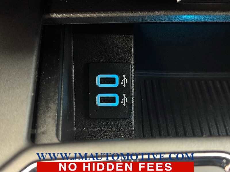 Used 2017 Ford F150 XLT w/ Equipment Group 301A Mid image 35