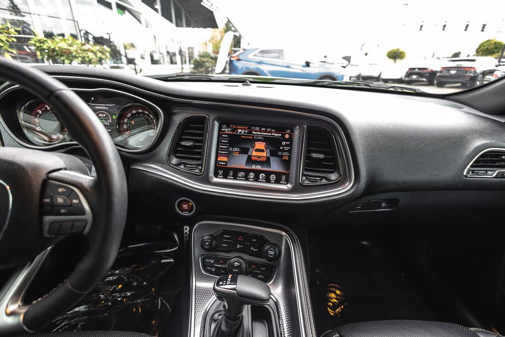 Used 2015 Dodge Challenger SRT Hellcat RWD image 27