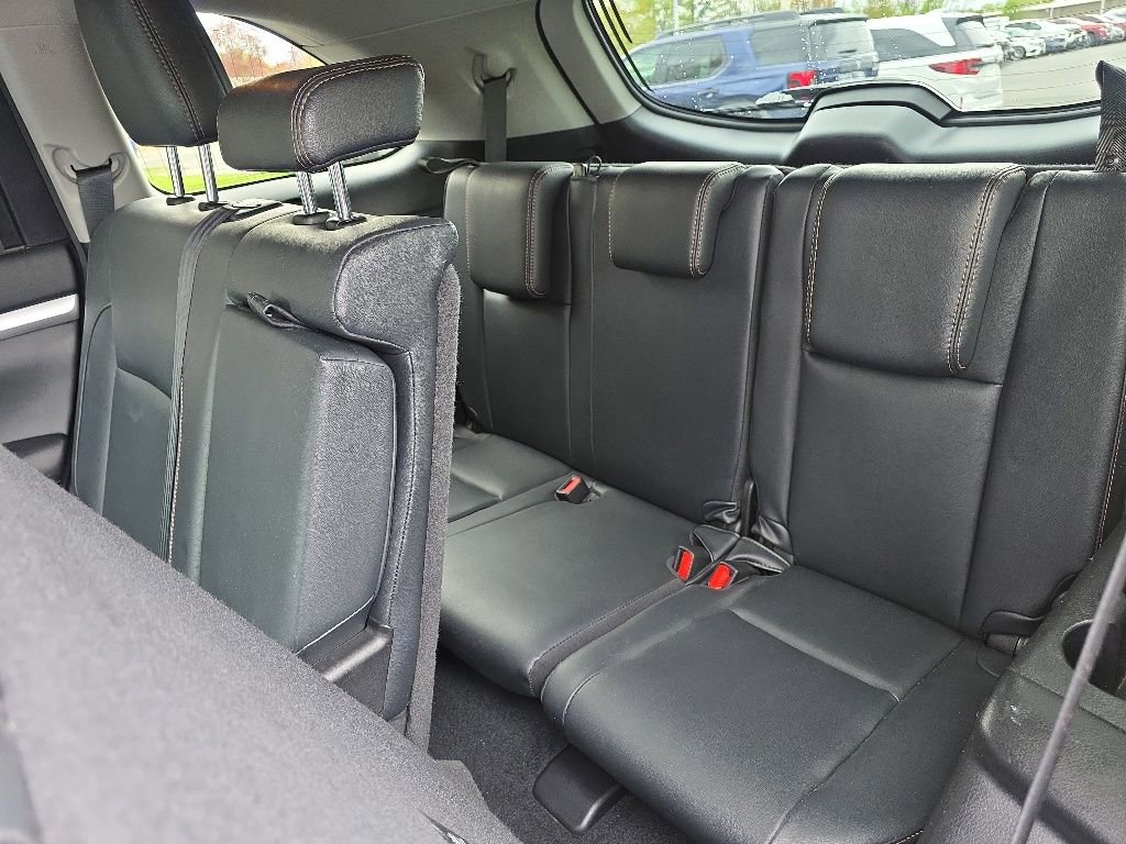 Used 2018 Toyota Highlander XLE AWD/4WD image 27