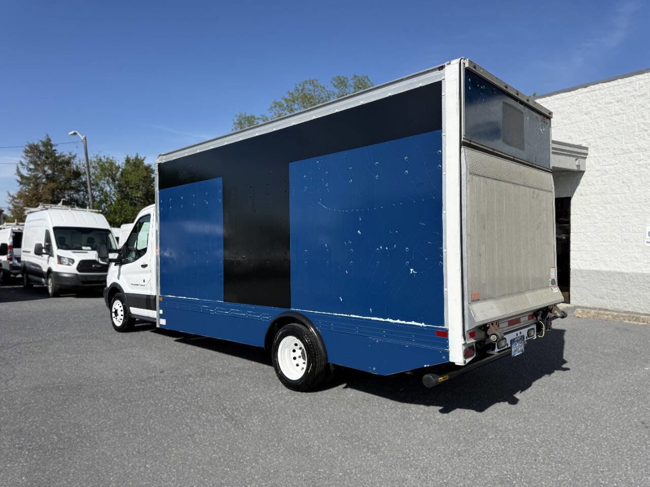 Used 2016 Ford Transit 350 178 DRW RWD image 2