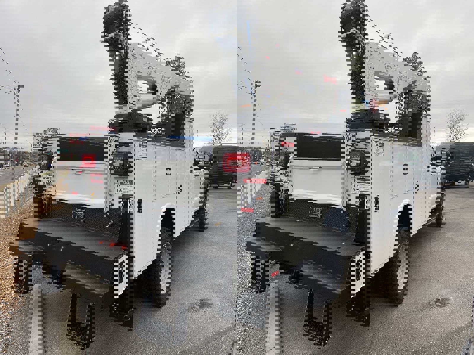 New 2026 Ford F550 4x4 Supercab Super Duty image 4