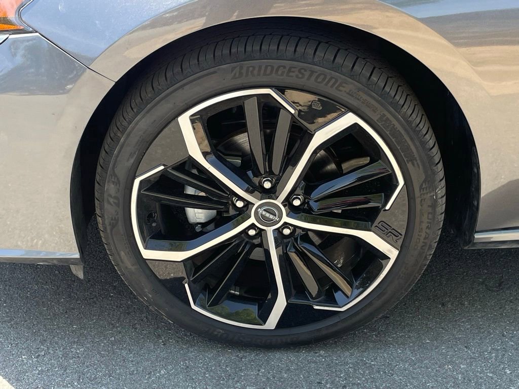 Used 2025 Nissan Altima 2.5 SR FWD image 31