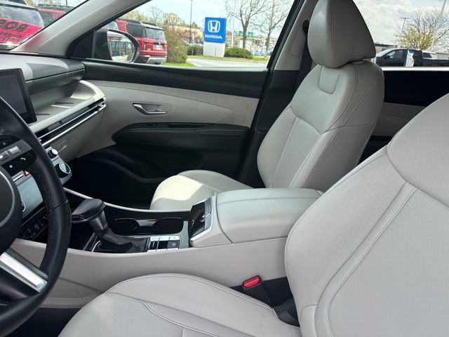 Certified 2025 Hyundai Tucson SEL AWD/4WD image 13