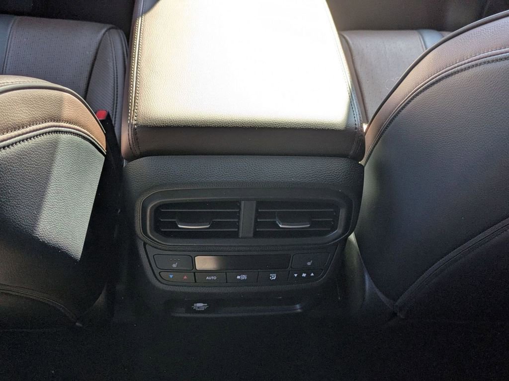 Certified 2023 Honda Pilot Elite image 16