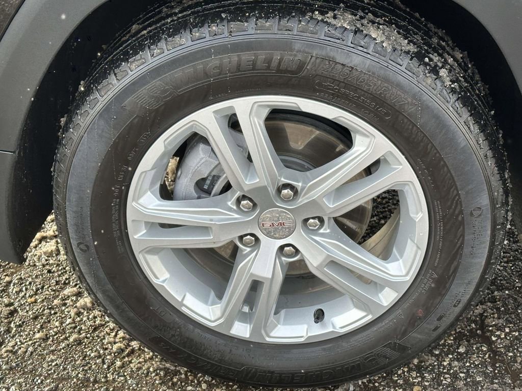 Certified 2023 GMC Terrain SLE w/ Driver Convenience Package image 8