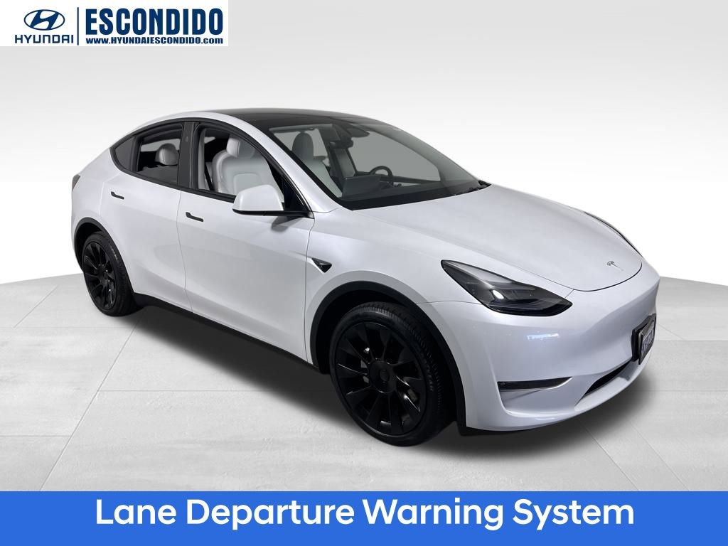 Used 2023 Tesla Model Y Long Range image 7