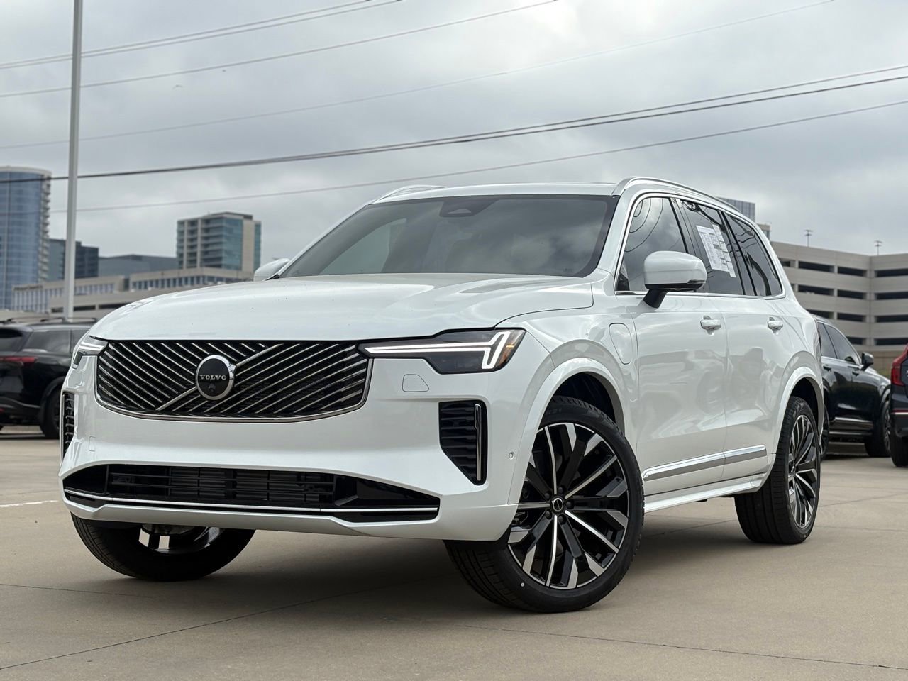 New 2026 Volvo XC90 T8 Plus w/ Protection Package Premier AWD/4WD video 2