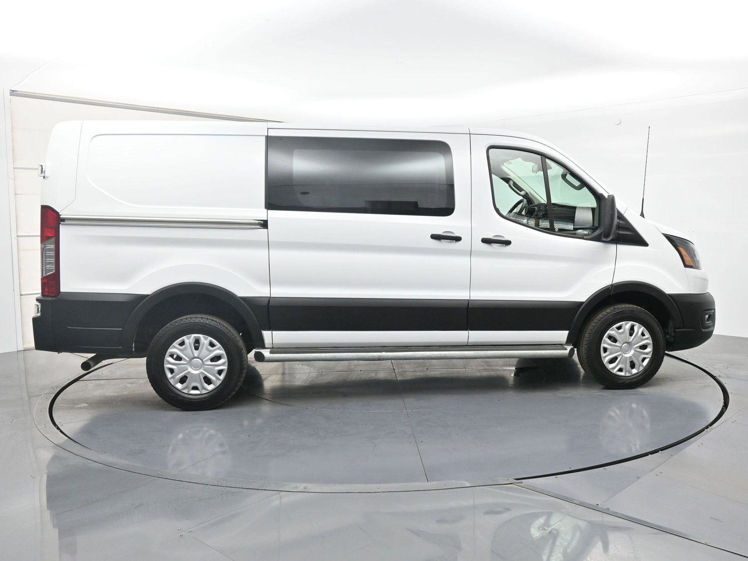 Used 2024 Ford Transit 250 Low Roof w/ Exterior Upgrade Package image 24