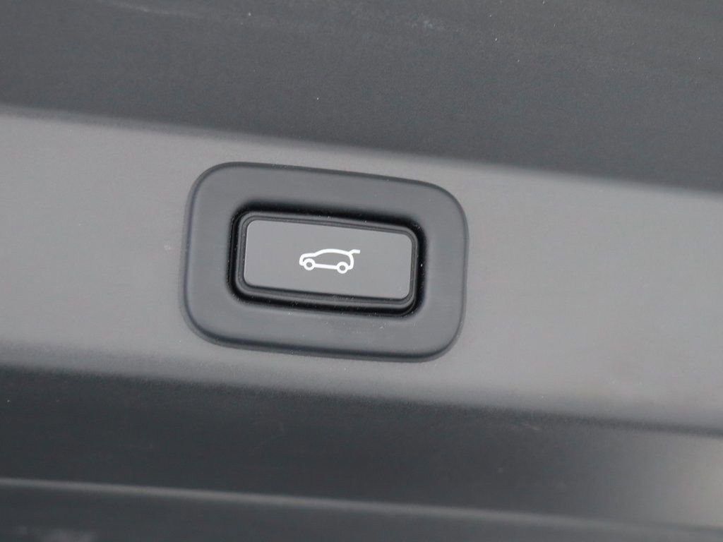 Used 2023 Land Rover Range Rover Sport SE image 42