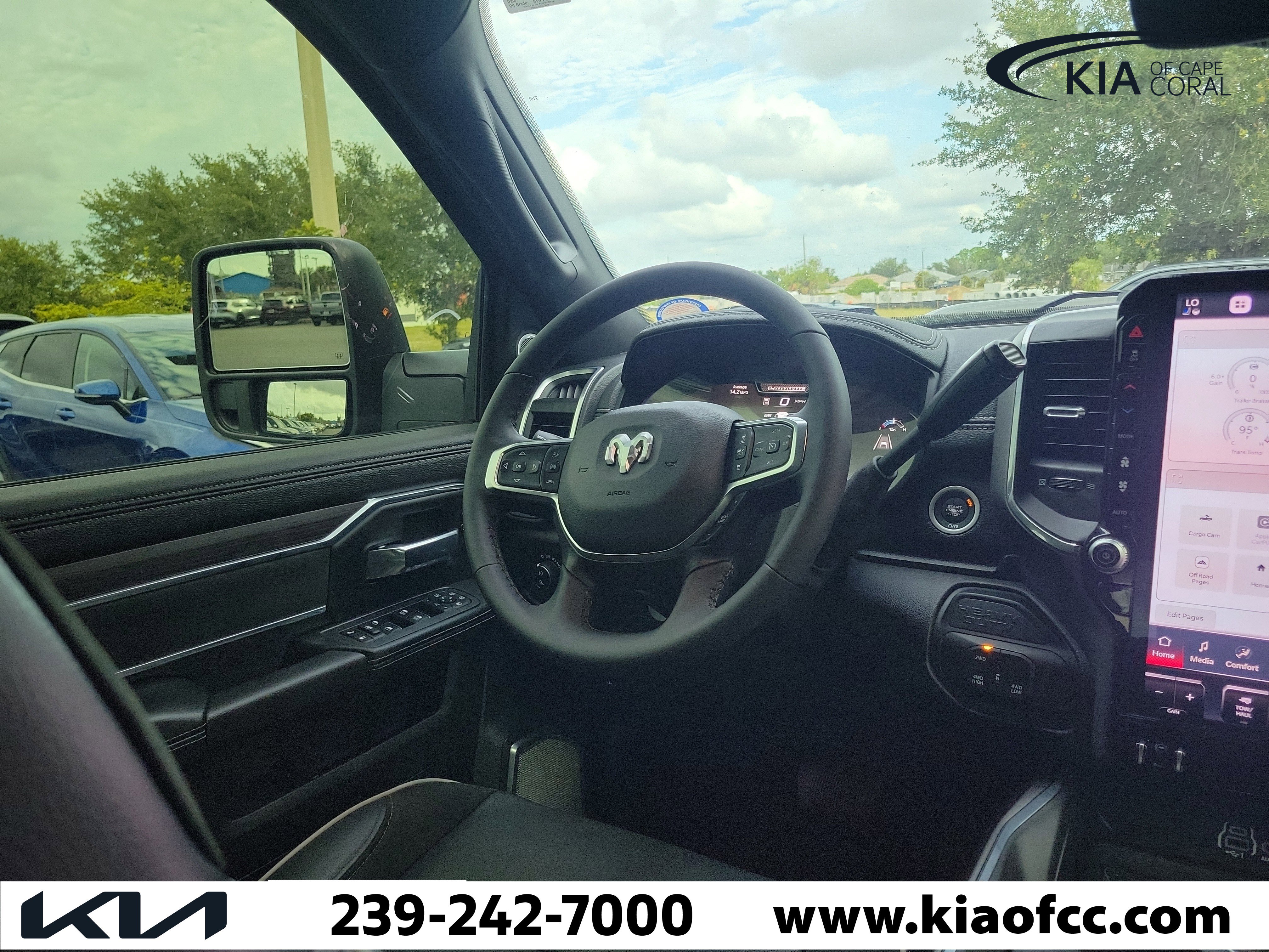 Used 2026 RAM 2500 Laramie AWD/4WD image 22