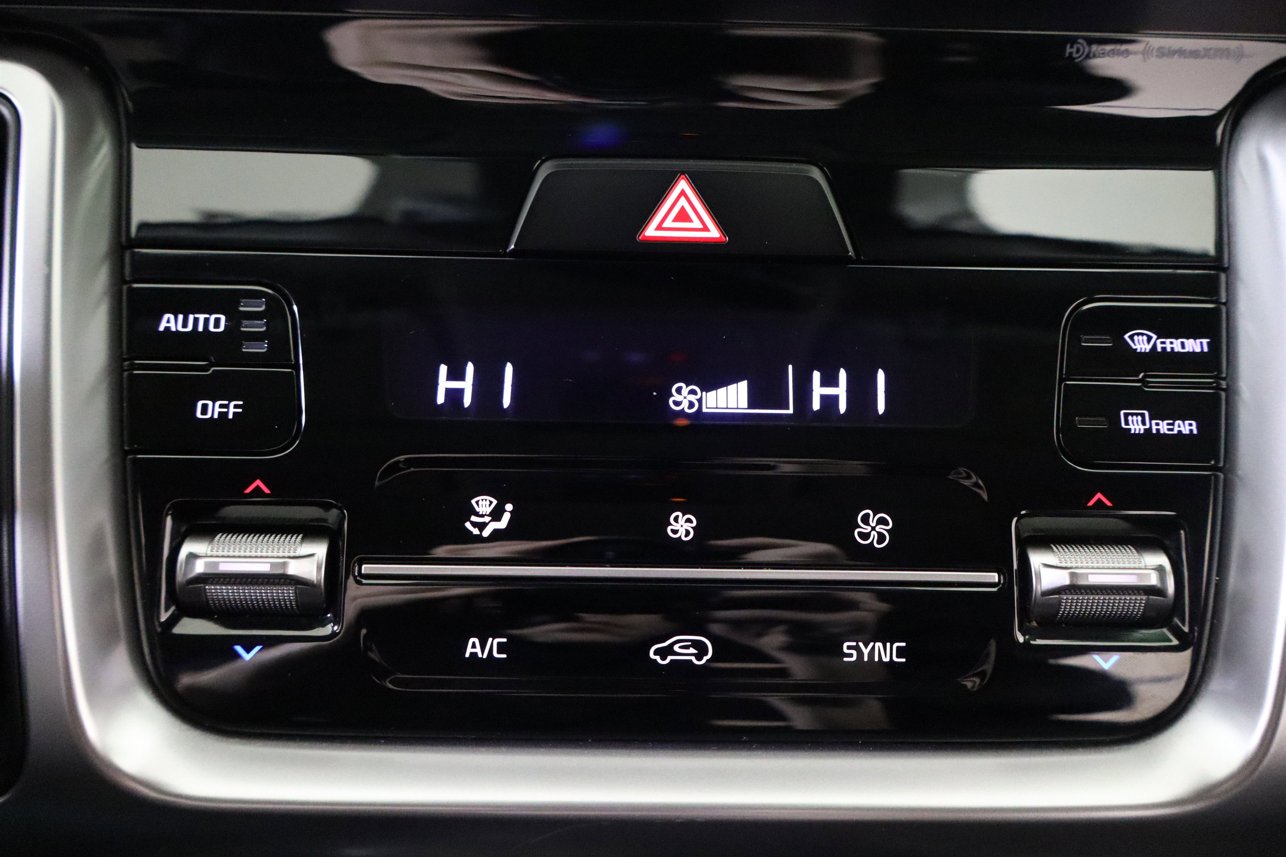 Used 2023 Kia Sorento EX image 28