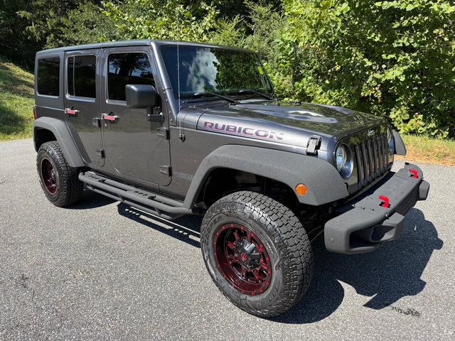 Used 2017 Jeep Wrangler Unlimited Rubicon AWD/4WD image 4