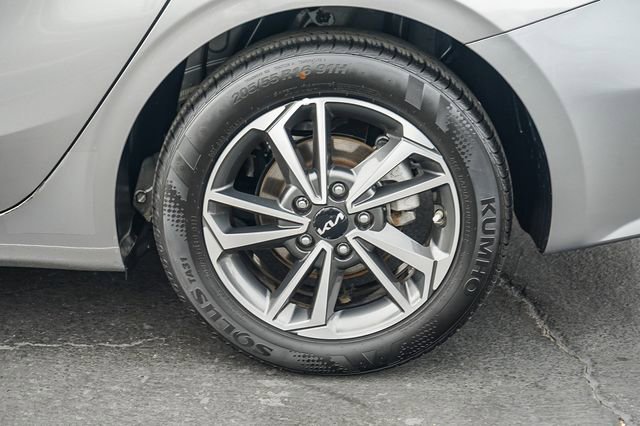 Certified 2023 Kia Forte LXS image 12