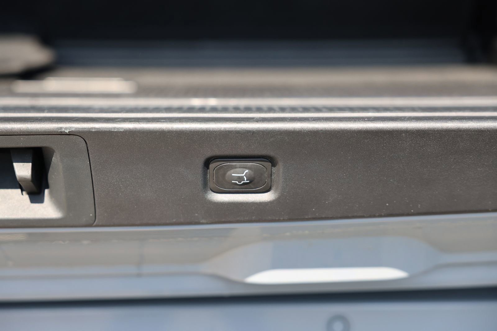 Certified 2025 Ford Expedition Active image 19