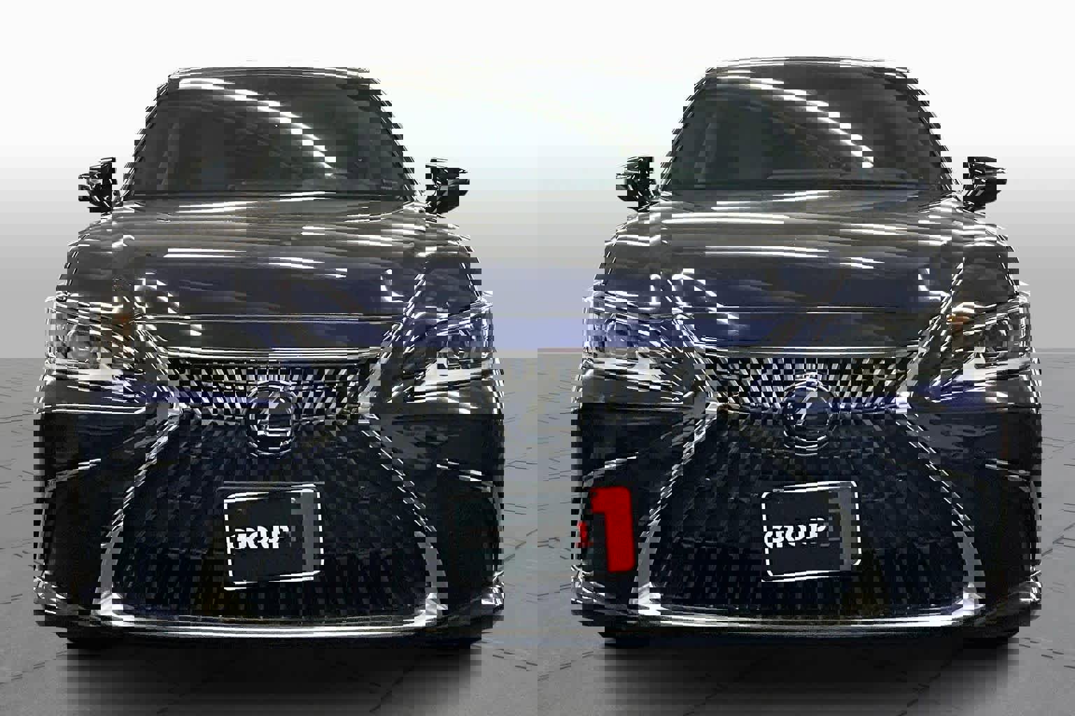 Used 2024 Lexus ES 350 w/ Premium Package image 4