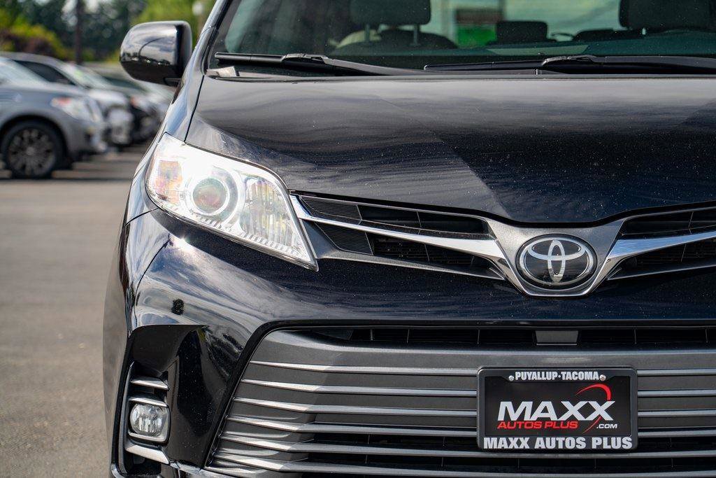 Used 2020 Toyota Sienna XLE FWD image 5