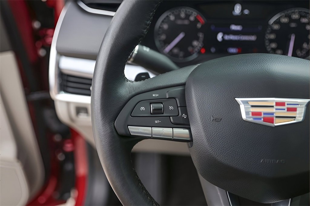 Used 2023 Cadillac XT4 Luxury w/ Driver Awareness Package image 14