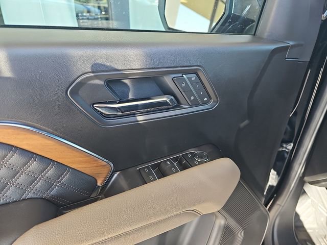 New 2026 GMC Canyon Denali w/ LPO, Denali Black Edition image 22