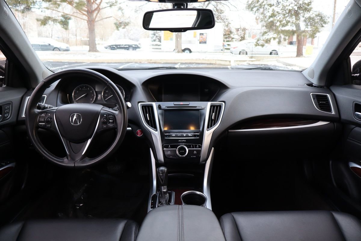 Used 2015 Acura TLX FWD image 16