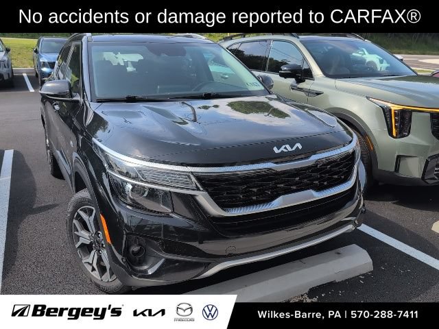 Certified 2022 Kia Seltos EX AWD/4WD image 2