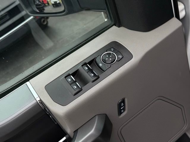 Used 2018 Ford F150 XLT w/ Equipment Group 302A Luxury image 9