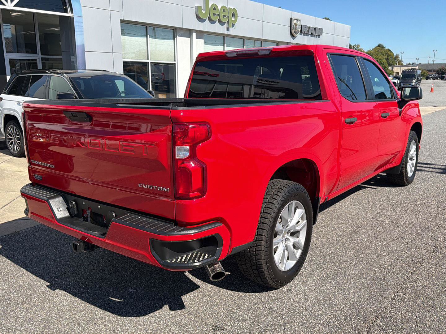 Used 2021 Chevrolet Silverado 1500 Custom RWD image 19