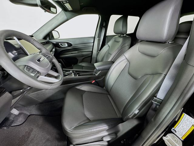 New 2026 Jeep Compass Latitude image 19