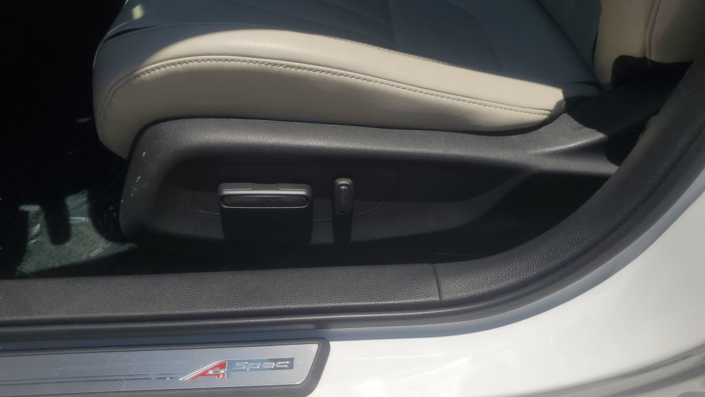 Used 2023 Acura Integra A-Spec FWD image 19