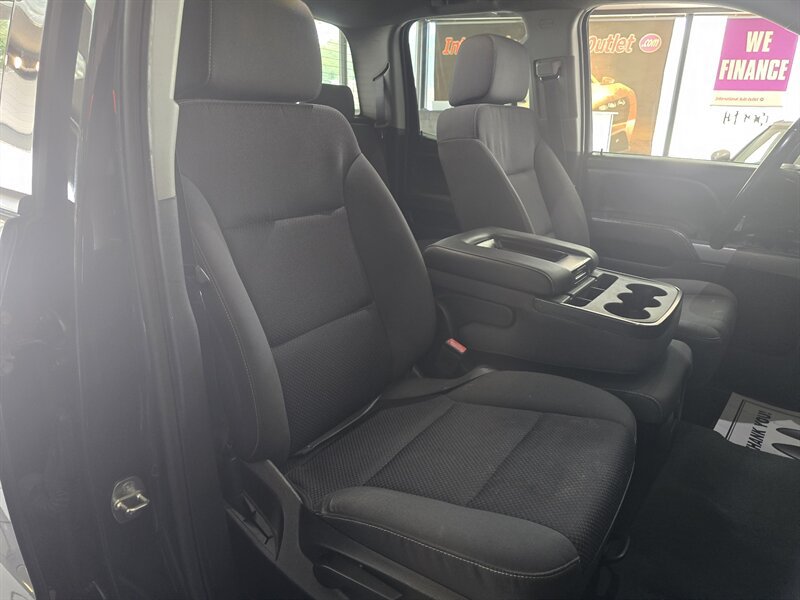 Used 2019 Chevrolet Silverado 1500 LT w/ All Star Edition AWD/4WD image 16