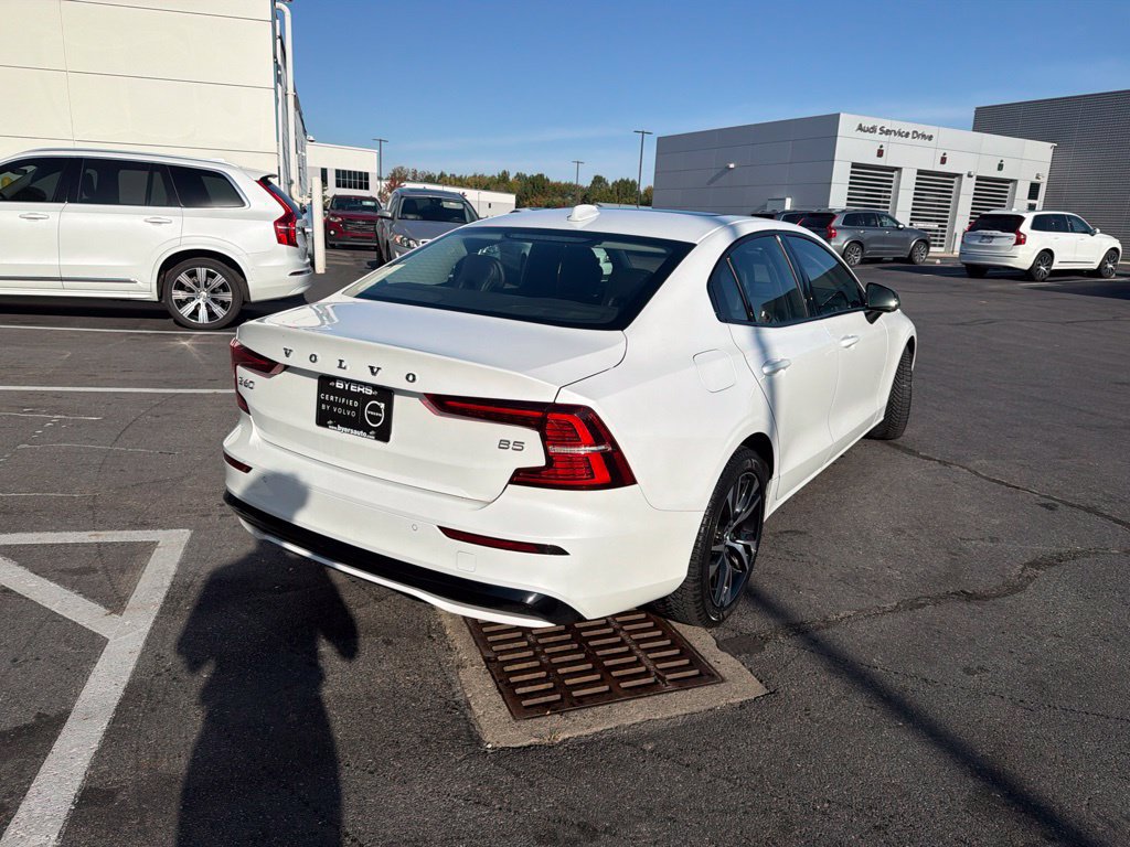 Used 2023 Volvo S60 B5 Core w/ Climate Package FWD image 3