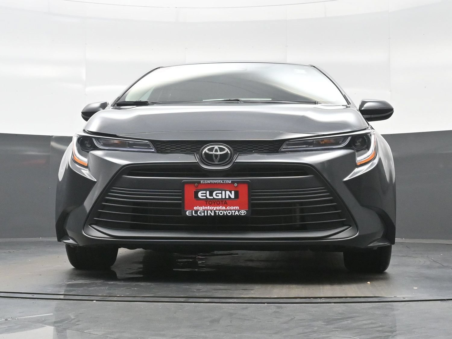 Used 2025 Toyota Corolla LE FWD image 25