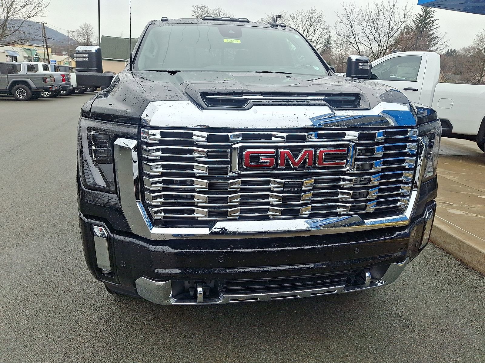 New 2026 GMC Sierra 3500 Denali w/ Denali Reserve Package image 2