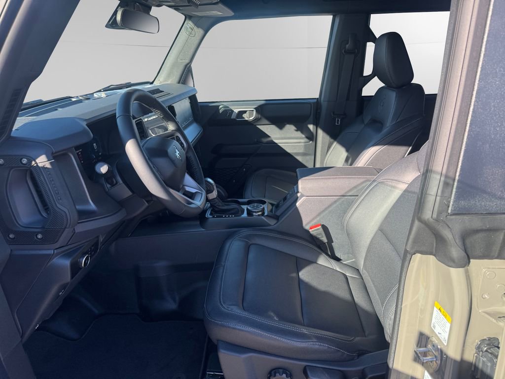 New 2025 Ford Bronco Badlands image 13