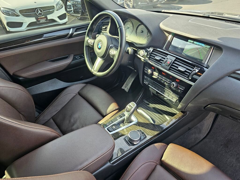 Used 2017 BMW X4 xDrive28i image 11