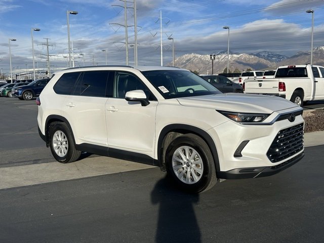 Used 2024 Toyota Grand Highlander XLE image 32